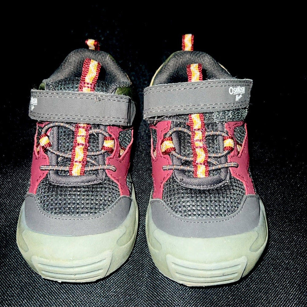 OshKosh toddler shoes. Hook and Loop unisex shoes
